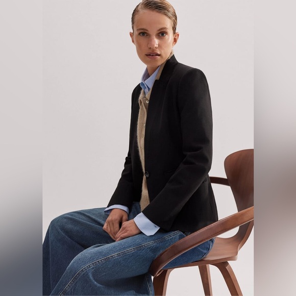 ME+EM Textured Tailoring Collarless Blazer
Textured Tailoring Fabric - Picture 1 of 10